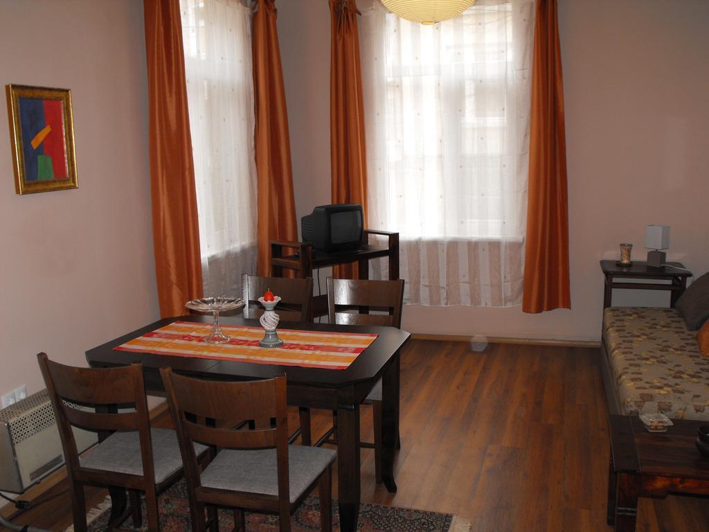 Julia Garden Apartment Burgas Exterior photo